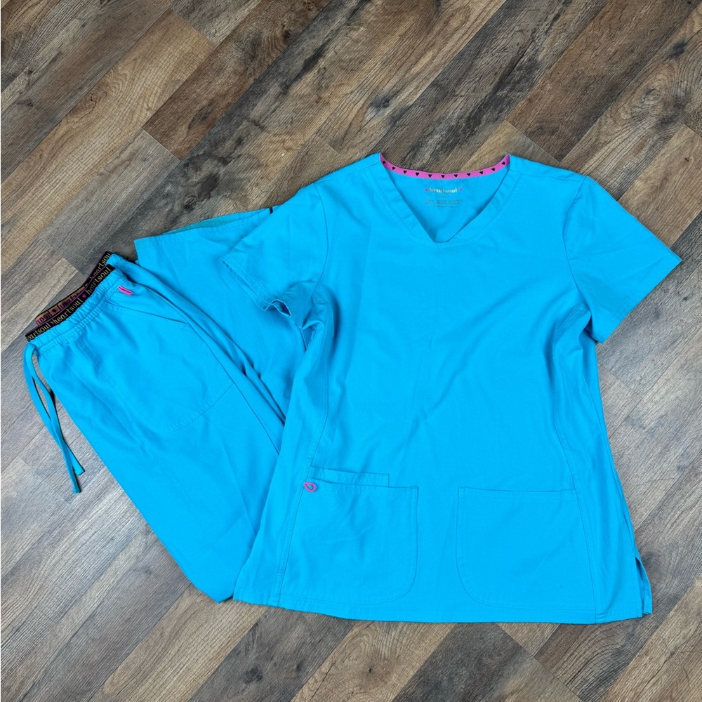 Heart Soul Women’s Scrub Set